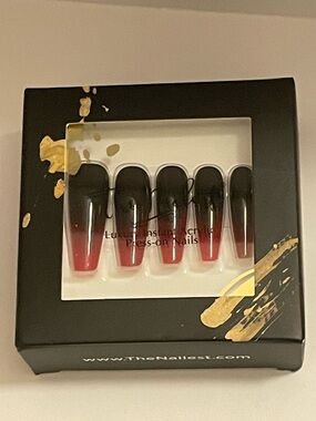 Black to Red Ombre Press-On Nails NEW